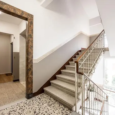 Cucchiari 8b Apartament